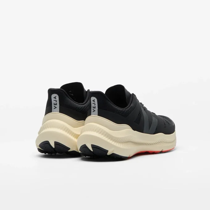 Condor 3 Advanced Engineered-Mesh Negro Grafito Calcaire Condor 3 Advanced Engineered-Mesh Negro Grafito Calcaire