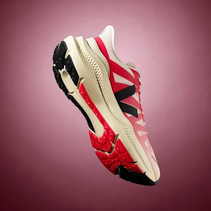 Condor 3 Advanced Engineered-Mesh Rosa degradado Calcaire Condor 3 Advanced Engineered-Mesh Rosa degradado Calcaire