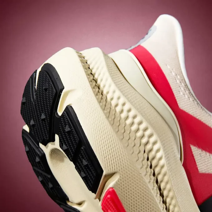 Condor 3 Advanced Engineered-Mesh Rosa degradado Calcaire Condor 3 Advanced Engineered-Mesh Rosa degradado Calcaire