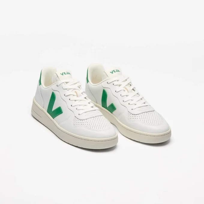 Cuero V-10 Blanco Esmeralda