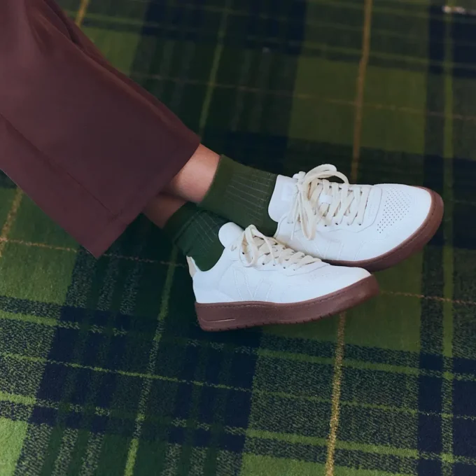 Cuero V-90 Blanco Pierre Almendra Cuero V-90 Blanco Pierre Almendra