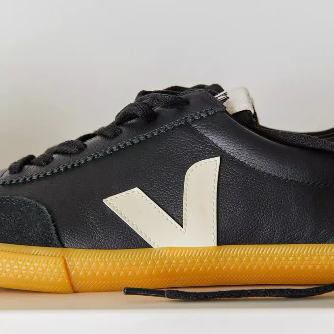 Volley Leather Negro Pierre Volley Leather Negro Pierre