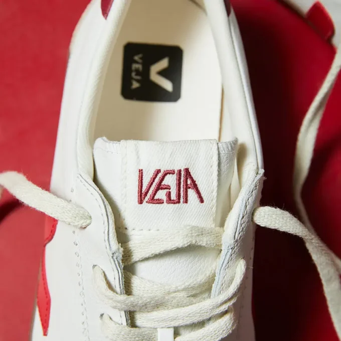 Volley Leather White Pekin Bark Volley Leather White Pekin Bark